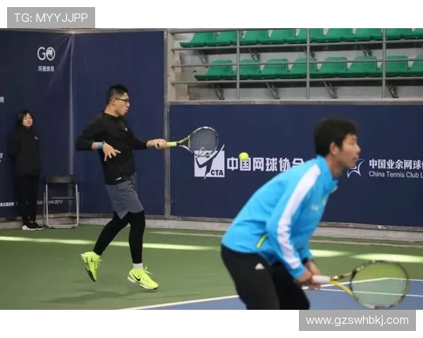 布沙尔与孔塔激战正酣谁将赢得这场网球巅峰对决 布沙尔与孔塔激战正酣谁将赢得这场网球巅峰对决