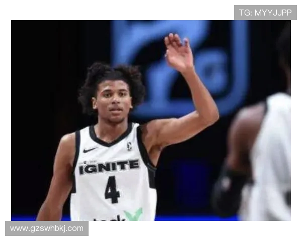 杰伦格林：从天才少年到NBA明星的成长之路与未来展望
